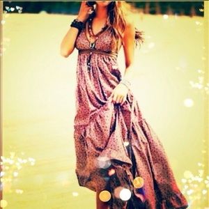 MODA INTERNATIONAL VICTORIAS SECRET MAXI